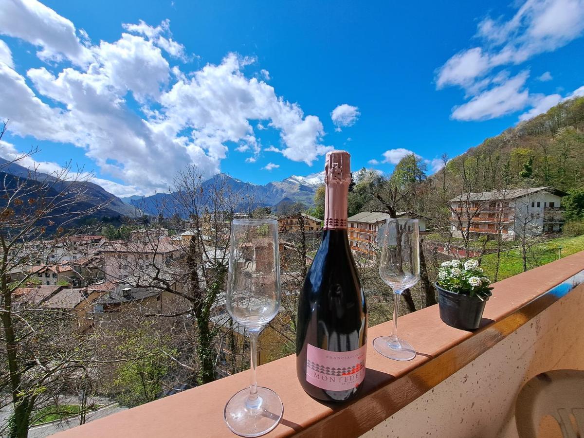Mountain View Charming Apartment Moggio  Exteriör bild